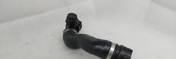 BMW 5 GT F07 Engine coolant pipe/hose 7800101 1203641483 7807157