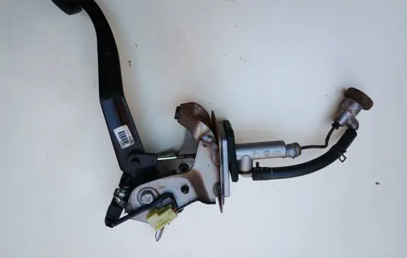 Hyundai i30 Clutch pedal 328022H310 HM5DGD