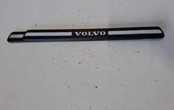 Volvo XC90 Front sill trim cover 8659960