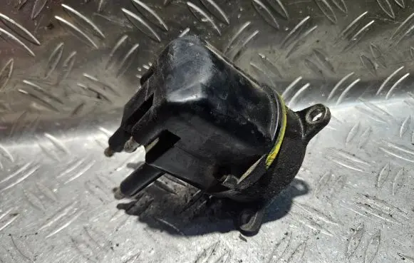 Renault Safrane Spark distributor H7700742854 7700742854