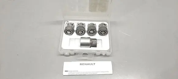 Renault Arkana Nuts/bolts 8201709741