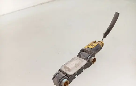 Audi A4 S4 B6 8E 8H Airbag deployment crash/impact sensor 8E0959651