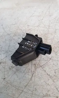 Fuel tank cap lock motor