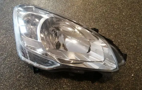 Citroen Berlingo Headlight/headlamp 9682828180