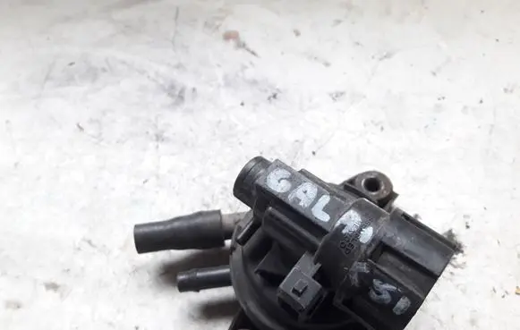 Ford Galaxy Vacuum valve 