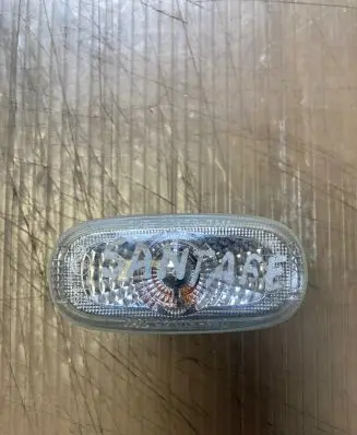 Hyundai Santa Fe Front fender indicator light 923033K0