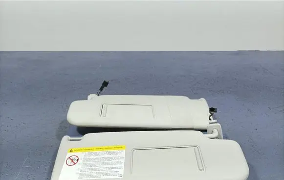 Sun visor