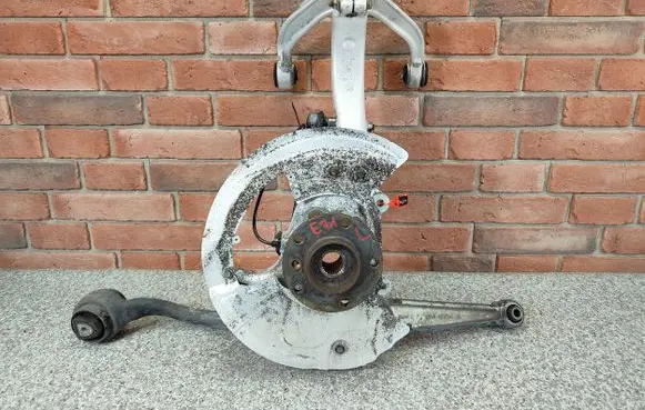BMW X6 E71 Front wheel hub 6773783