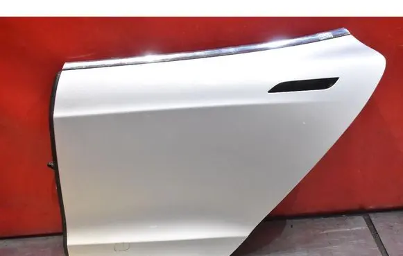 Tesla Model S Rear door 