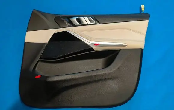 BMW X5 G05 Coupe rear side trim panel 