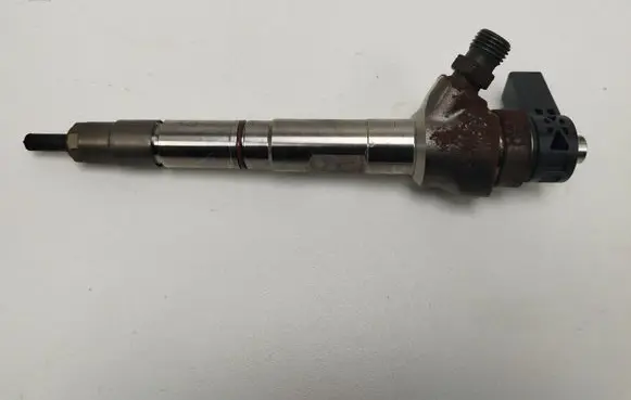 Volkswagen Tiguan Fuel injector 04L130277AC 0445110469