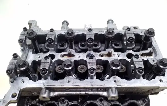 Maserati Levante Engine head 90352084F