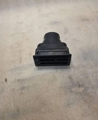 Volkswagen Transporter - Caravelle T3 Dash center air vent grill 251819709
