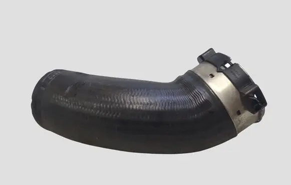 Volvo V40 Cross country Air intake hose/pipe 31338545