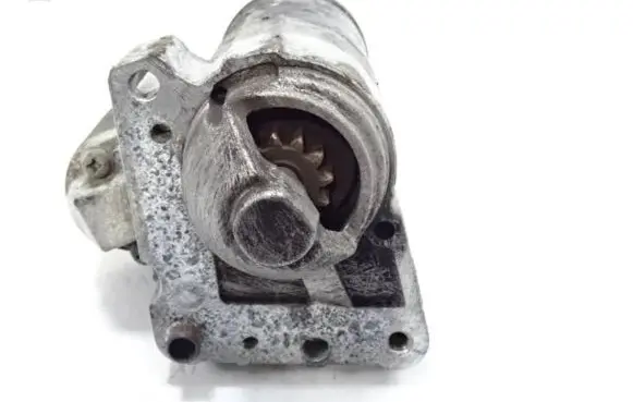Peugeot 5008 Starter motor M000T22471 9653528080