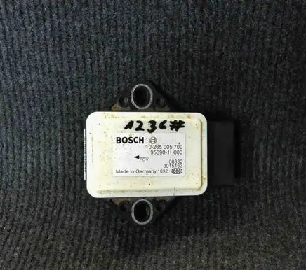 Hyundai i30 Acceleration sensor 