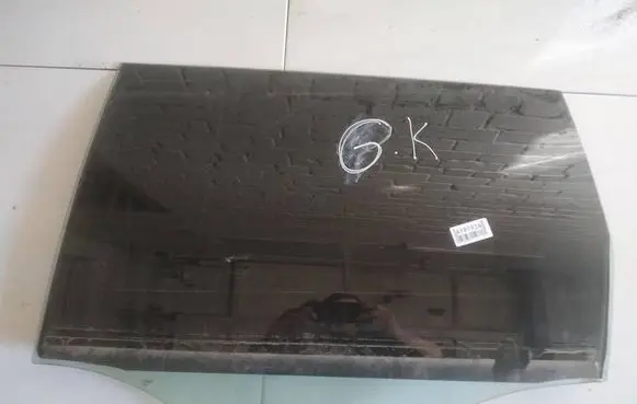 Volkswagen PASSAT B6 Rear door window glass AS2
