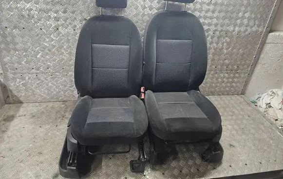 Seat set