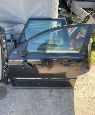 Volvo V50 Front door