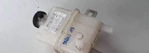 Toyota Prius (XW50) Coolant expansion tank/reservoir