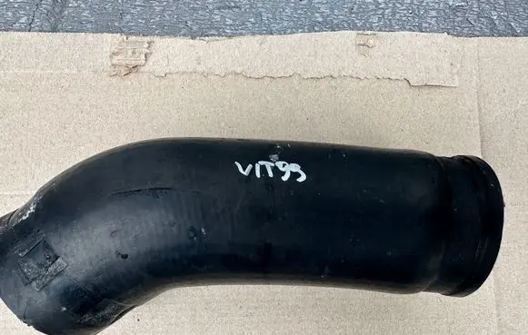 Nissan Patrol Y60 Breather/breather pipe/hose 1446322J00