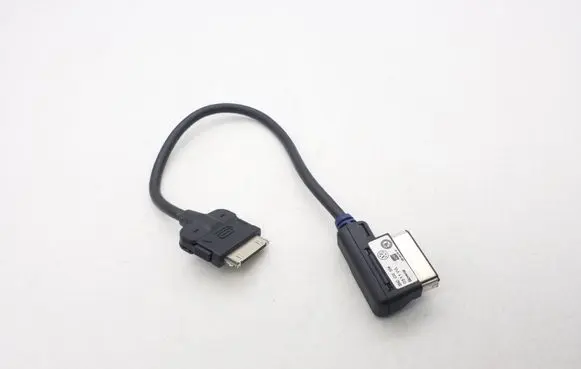 Volkswagen PASSAT B7 iPod connector socket 5N0035554