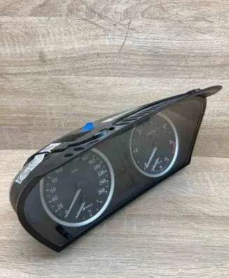BMW 5 E60 E61 Speedometer (instrument cluster) 6958600 110080213 LHD