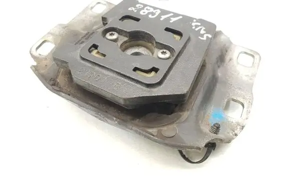 Ford Focus Engine mounting bracket V61-7M121-AB V61-7M121-CB