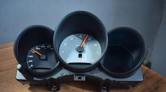 Porsche Macan (95B) Speedometer (instrument cluster) 95B920906EL