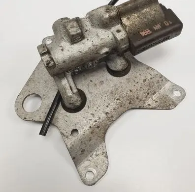 Mercedes-Benz E W124 Vacuum valve 1243505057