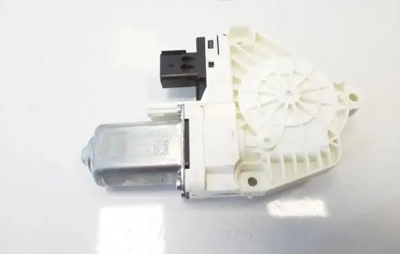 Tesla Model Y Rear door window regulator motor G03482101