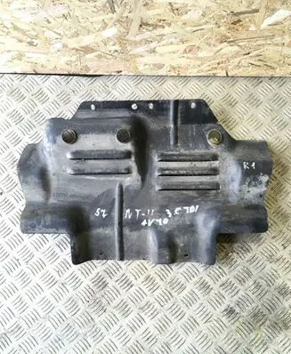 Nissan Terrano Engine splash shield/under tray