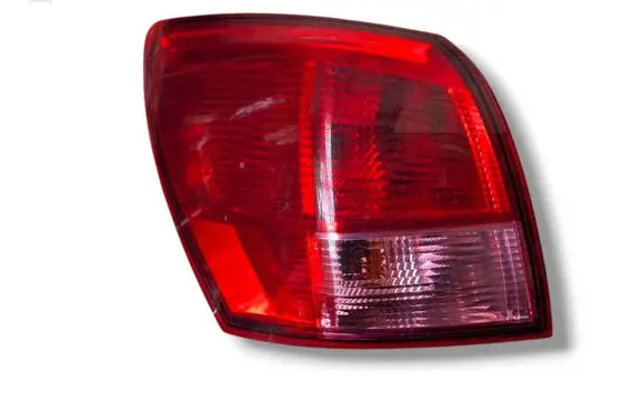 Nissan Qashqai Rear/tail lights 26555-JD000