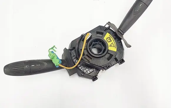 Multifunctional control switch/knob