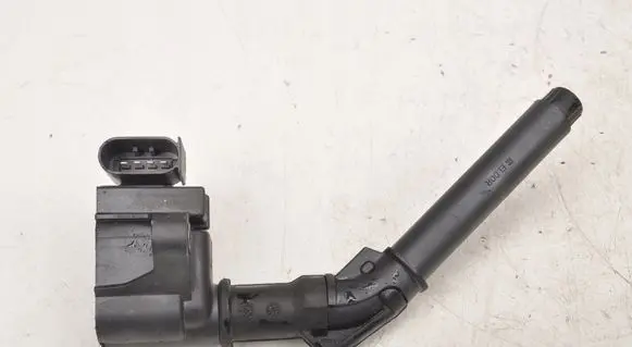 Mercedes-Benz GLA H247 High voltage ignition coil A2829062100