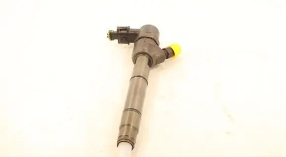 KIA Ceed Fuel injector 0445110320