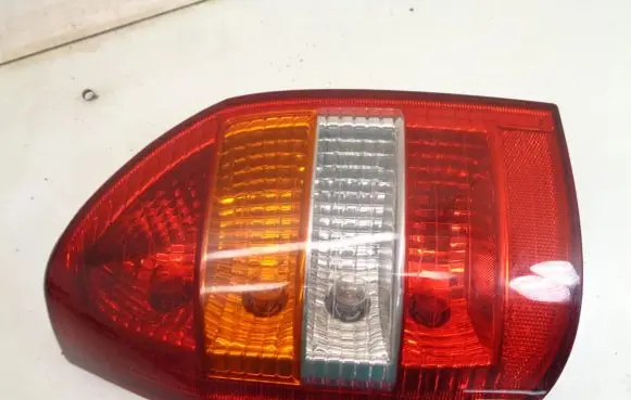 Opel Zafira A Rear/tail lights