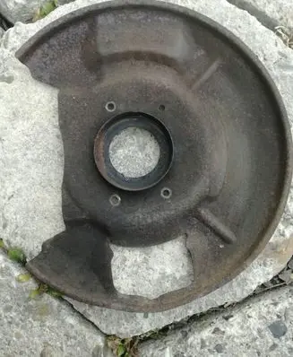 Mercedes-Benz SL R107 Front brake disc dust cover plate 