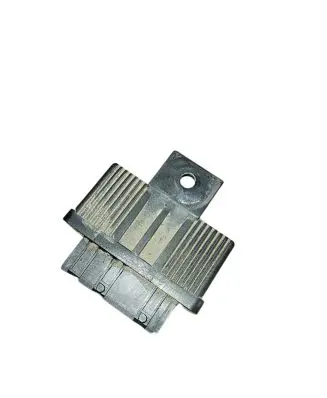 Peugeot 206 Fuel pump relay 240107