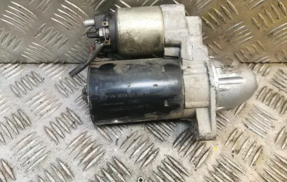 Mercedes-Benz CLK A209 C209 Starter motor 0051513901