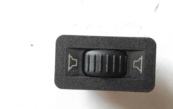 BMW 3 E30 Sound control switch 1379048 6512 58E282A22