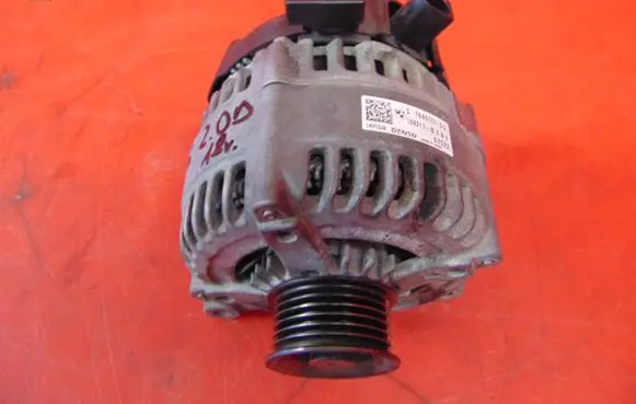 BMW 2 F46 Generator/alternator 7640131