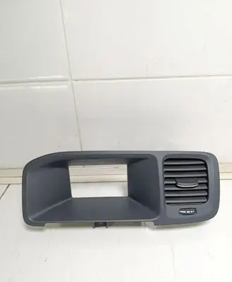 Volvo V60 Dash center air vent grill 39804055