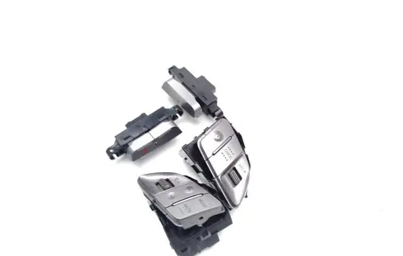 Hyundai ix35 Steering wheel buttons/switches