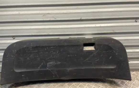 Toyota Prius (XW20) Tailgate/boot lid cover trim 6775047010