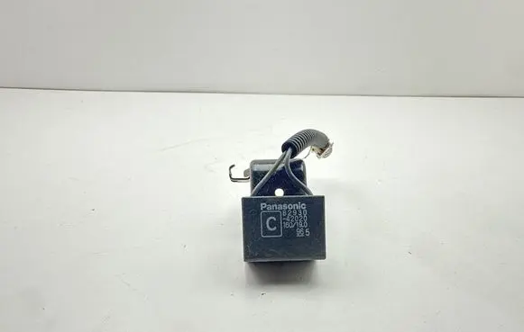 Toyota RAV 4 (XA50) Other relay 8293042020 160190