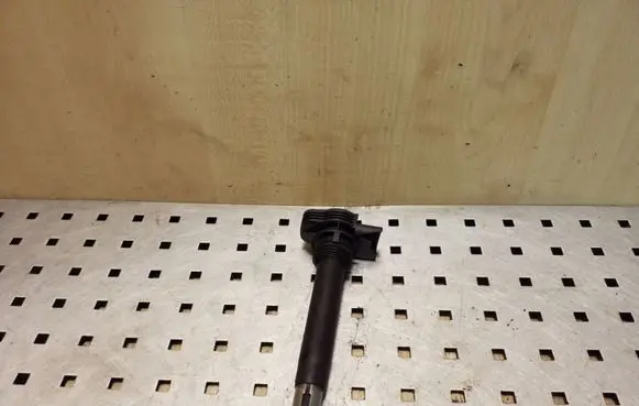 Volkswagen Eos Ignition plug leads 06H905115 0221604109