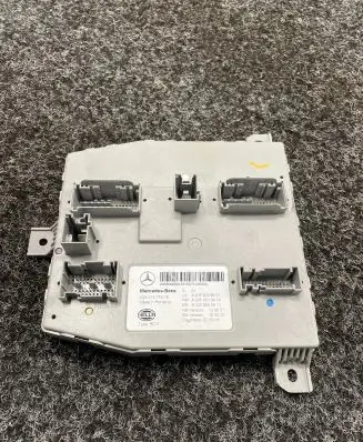Mercedes-Benz E W213 SAM control unit A2059006921