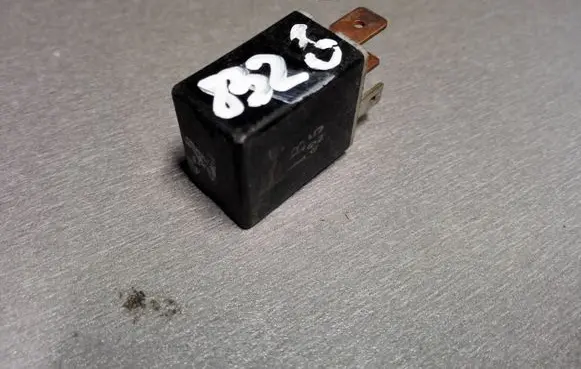 Mitsubishi Galant Other relay 156700-1020