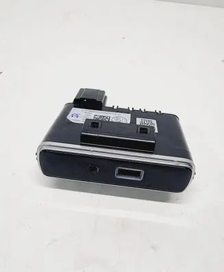 Alfa Romeo Giulia USB control unit 156118209